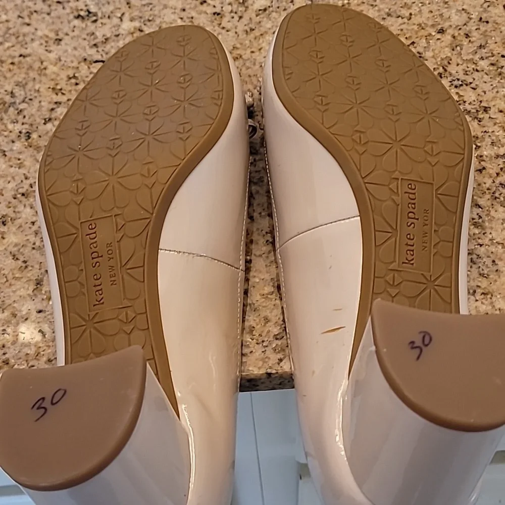 kate spade Patent Leather Ballet Flats in Light Beige